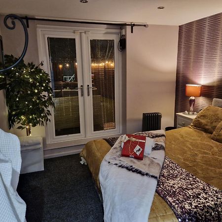 Handsworth The Ivy Garden Suite (Adults Only) חדר תמונה