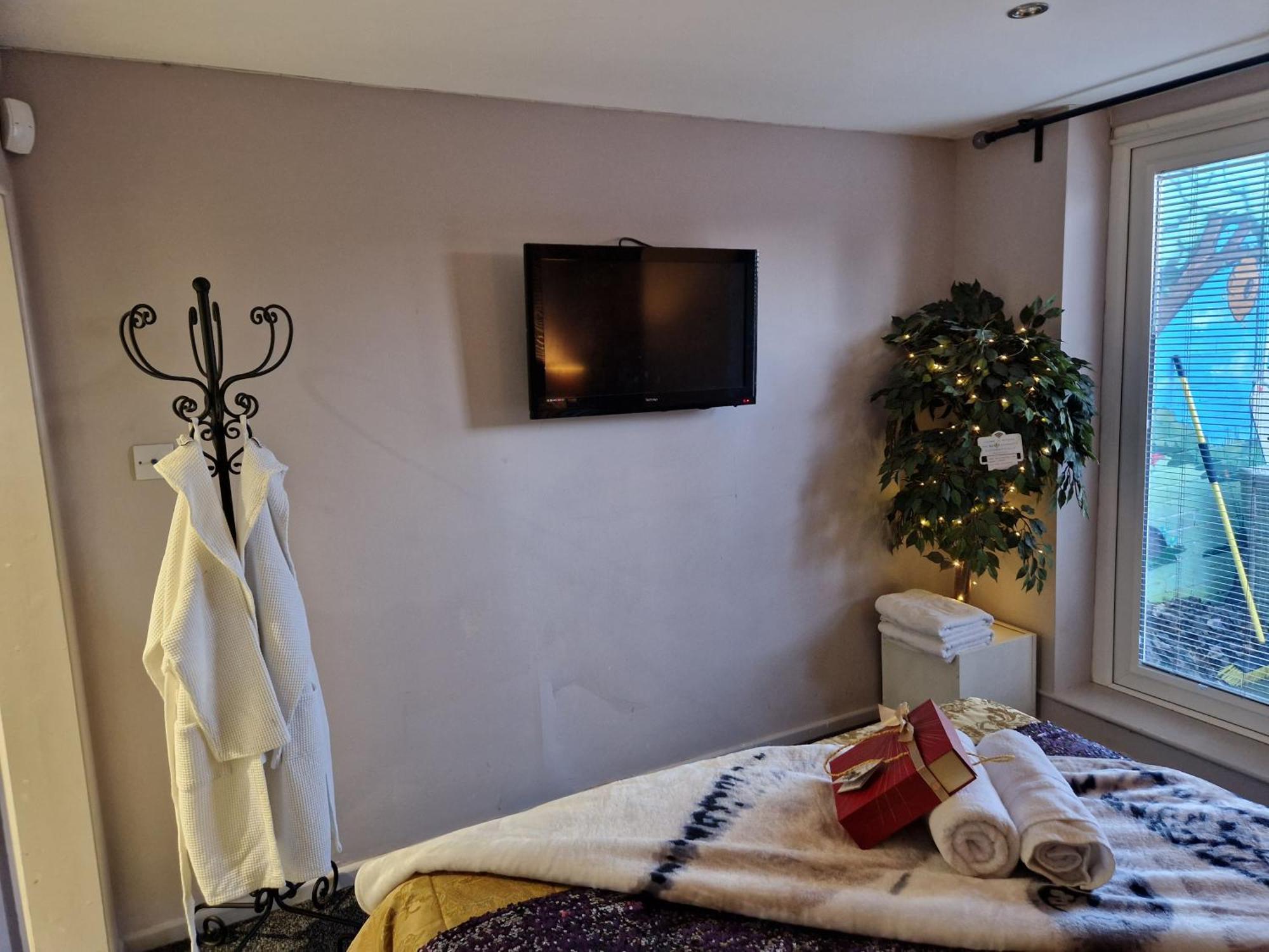 Handsworth The Ivy Garden Suite (Adults Only) חדר תמונה